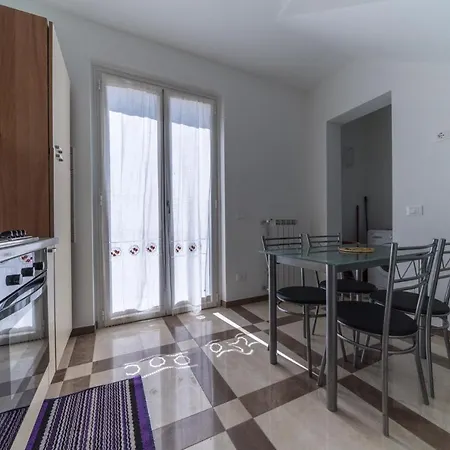 Apartment Appartamento In Villa Con Grande Terrazza Diano Marina