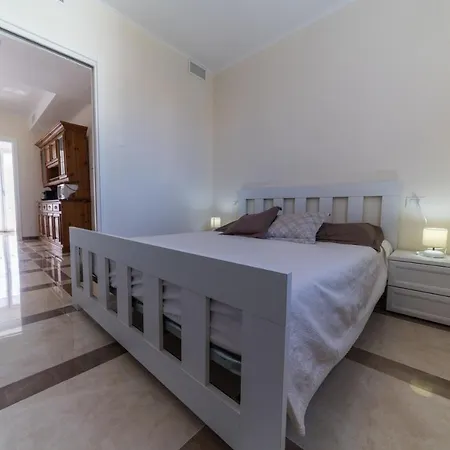 Appartamento In Villa Con Grande Terrazza Apartment Diano Marina