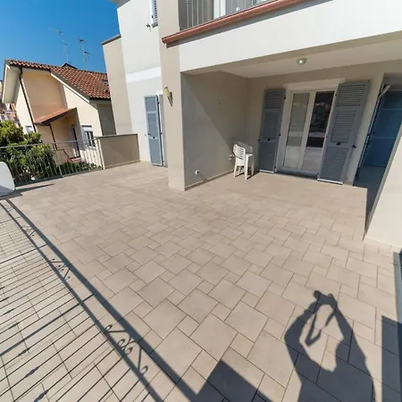 Appartamento Appartamento in Villa con Grande Terrazza